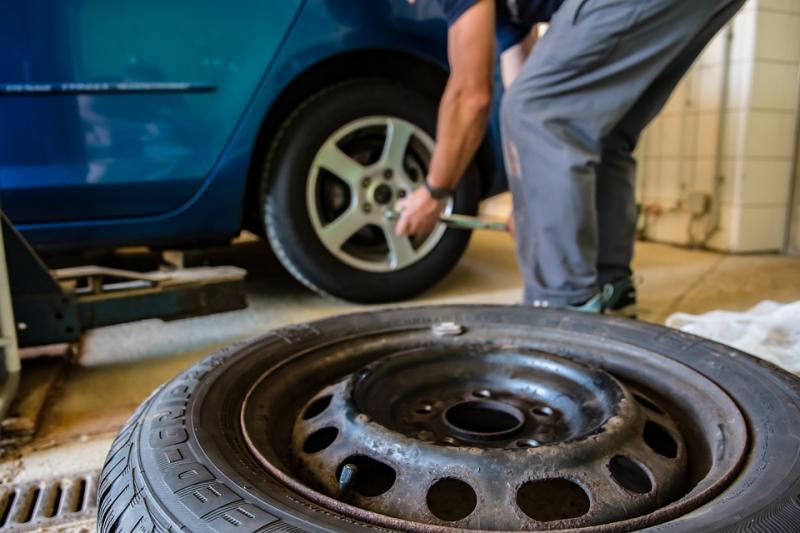 Suspensão Hidráulica Para Carros: Preço e Vantagens Suspensão Hidráulica Para Carros: Preço e Vantagens